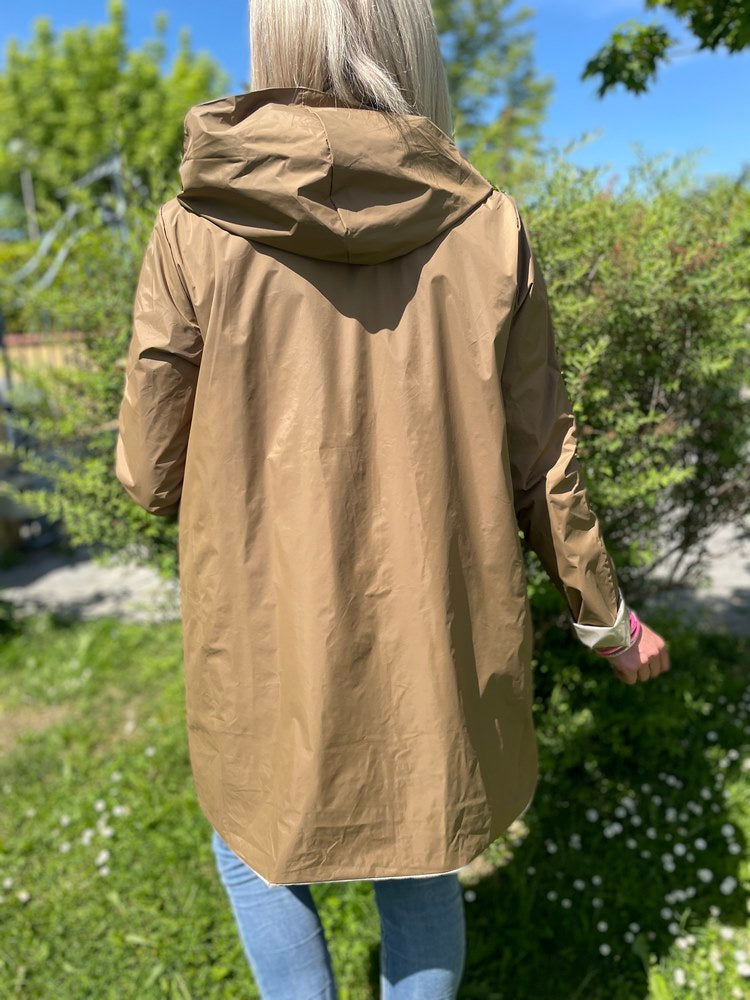 Veste imperméable Laura réversible longue camel et doré