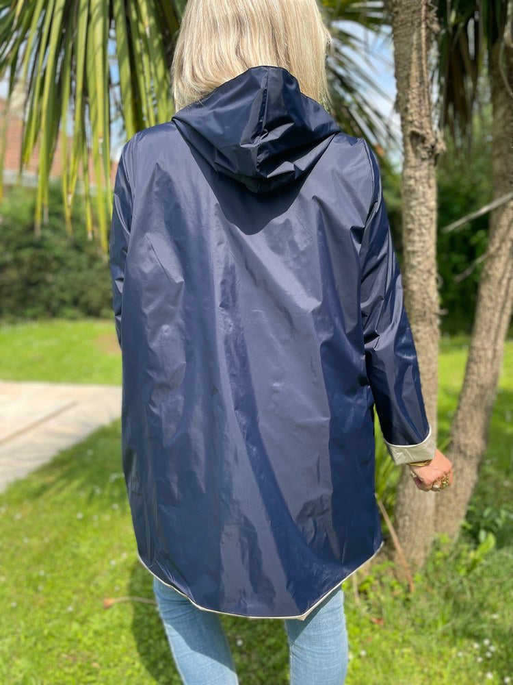 Veste imperméable Laura réversible longue bleu marine et doré